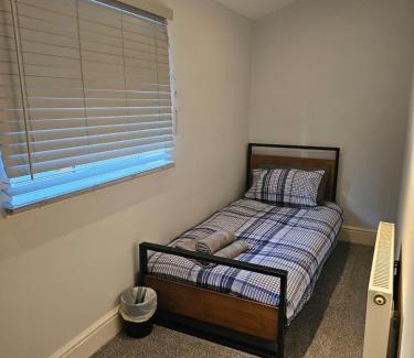 Cleethorpes Apartment | 2 Bed Apartment Near-by the Seafront