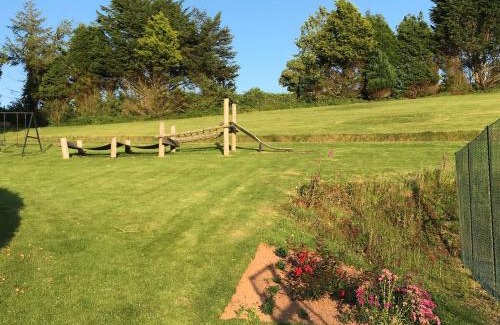 Chillington House | 2 Bed Apartment with Shared Pool