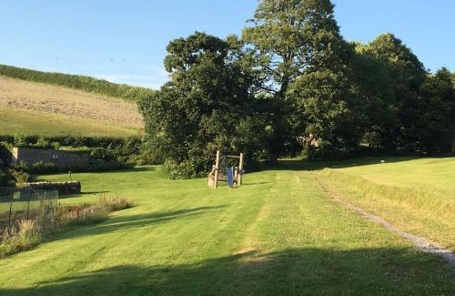 Chillington House | 2 Bed Apartment with Shared Pool