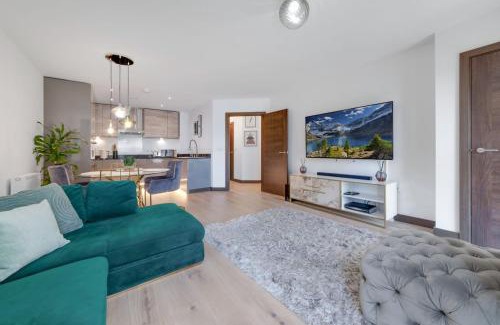 Dartford Apartment | 2 Bed Apt 2 bathroom 2 freeparking by station
