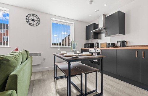 Bradford Apartment | 2-Bed Apt | Bingley, Bradford | Free Parking