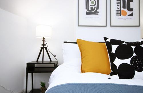 Canton Apartment | 2 Bed Flat near Stadium with Street Parking by CTO Serviced Apartments