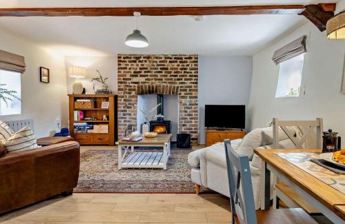 Pennant House | 2 Bed in Aberaeron 96072