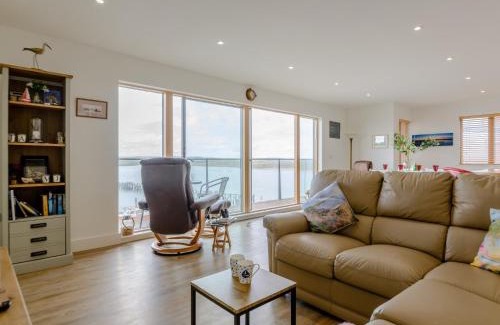 Amble House | 2 Bed in Amble 78368