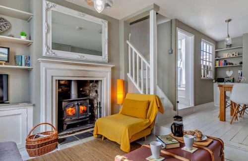 Appledore House | 2 Bed in Appledore 75379