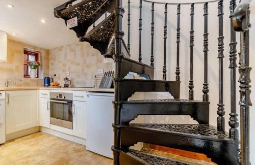 Ashford-in-the-Water House | 2 Bed in Ashford In The Water 85823