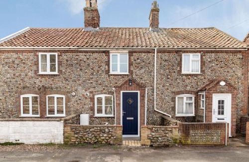 Bacton House | 2 Bed in Bacton 86430