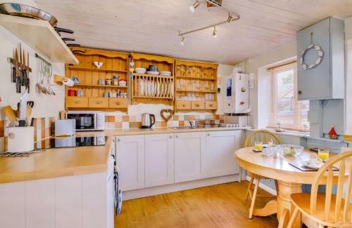 Bacton House | 2 Bed in Bacton FISN8