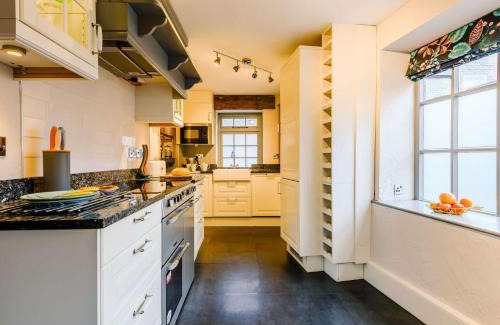 Bakewell House | 2 Bed in Bakewell 91038