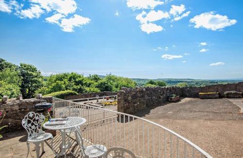 Wigton House | 2 Bed in Bassenthwaite 96088