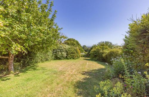 Bridport House | 2 Bed in Bowood oc-g32719