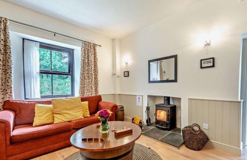 Haverfordwest House | 2 bed in Broad Haven 51201