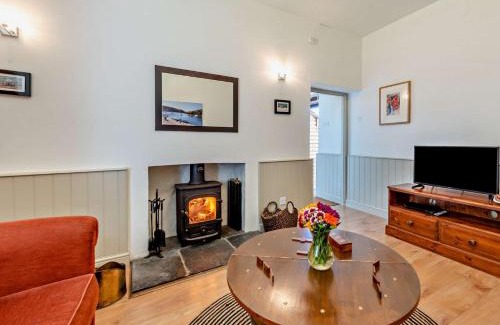 Haverfordwest House | 2 bed in Broad Haven 51201