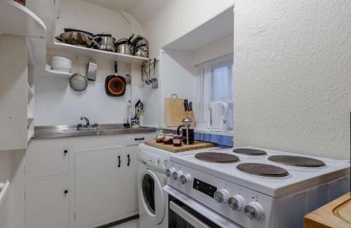 Crail House | 2 Bed in Crail CA006