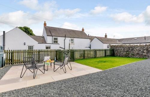 Embleton House | 2 Bed in Embleton 78956