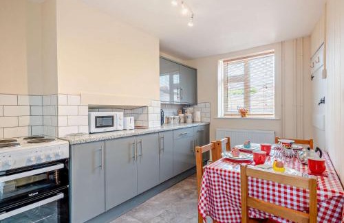 Fakenham House | 2 Bed in Fakenham 92173
