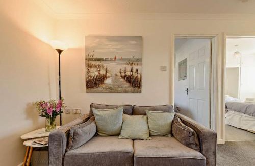Scurlage House | 2 bed in Gower 91222