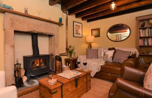 Hartington House | 2 Bed in Hartington 75637