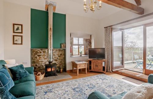 Holsworthy House | 2 bed in Holsworthy 91755