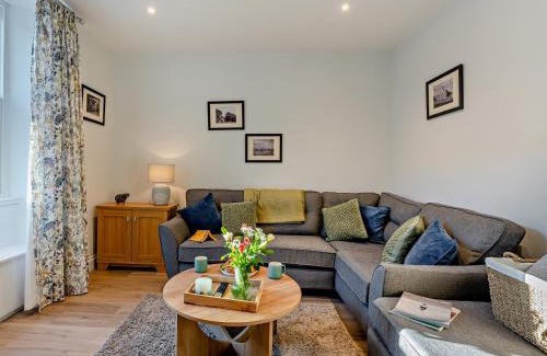 Kelso House | 2 Bed in Kelso 95838