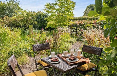 Kington House | 2 Bed in Kington 92986