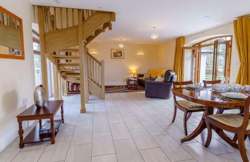 Lampeter House | 2 Bed in Lampeter 86507