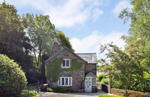 Launceston House | 2 Bed in Launceston 84660