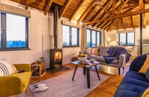 Leominster House | 2 Bed in Leominster 80510