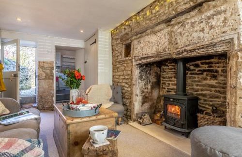 Minchinhampton House | 2 Bed in Minchinhampton 77489