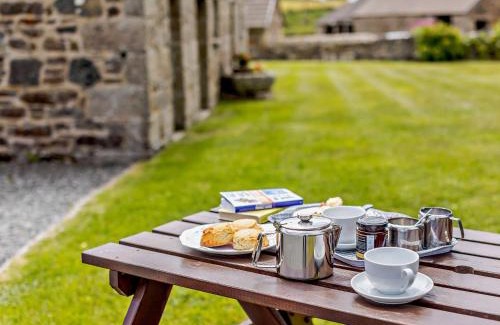 Cury Apartment | 2 Bed in Mullion SOWAN