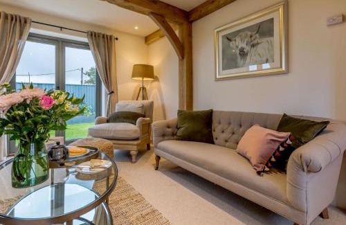 Newton Tracey House | 2 Bed in Newton Tracey 80381