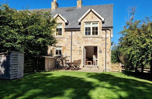 Chathill House | 2 Bed in Nr Beadnell 77990