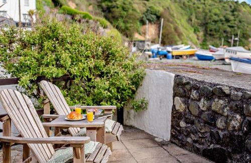 Helford Passage House | 2 bed in Porthallow LPEBB