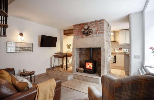 Rothbury House | 2 Bed in Rothbury 82238