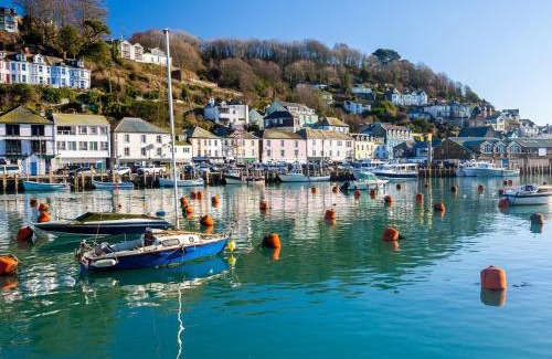 Saltash House | 2 Bed in Saltash 95645