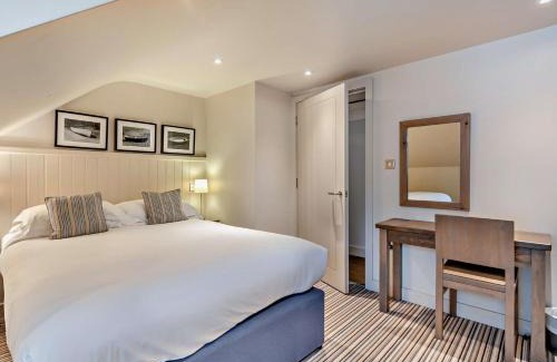 Saundersfoot Apartment | 2 Bed in Saundersfoot 50550