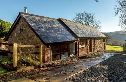 Knowstone House | 2 Bed in South Molton 86642