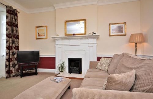 Saint Austell Bay House | 2 Bed in St Austell TVISS