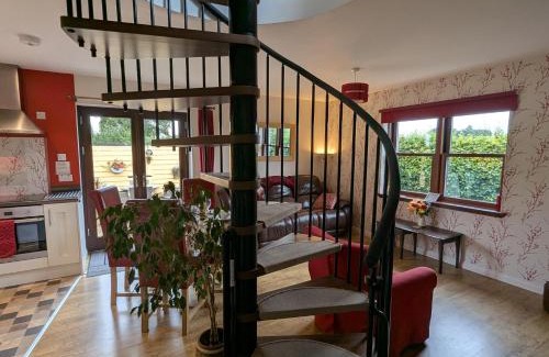 Melrose House | 2 Bed in St Boswells 78774