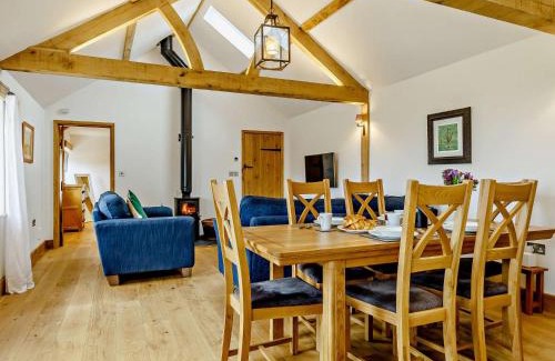 Taunton House | 2 Bed in Taunton 80694