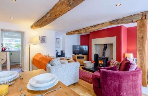 Tideswell House | 2 Bed in Tideswell 81534