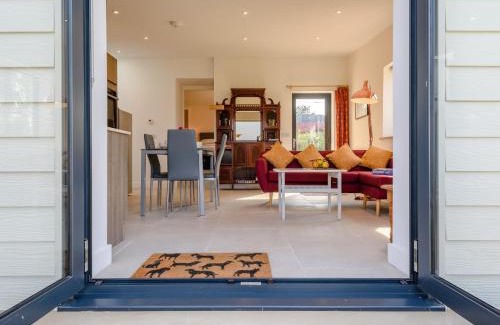 Tiverton House | 2 Bed in Tiverton 78468