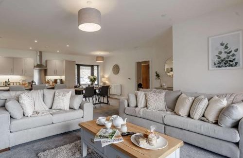 Kemeys Commander Apartment | 2 Bed in Usk 82392