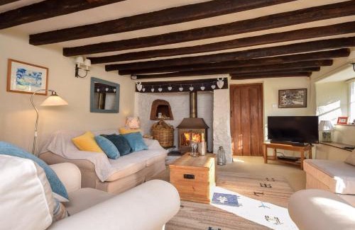 Weare Giffard House | 2 Bed in Weare Giffard VALEN