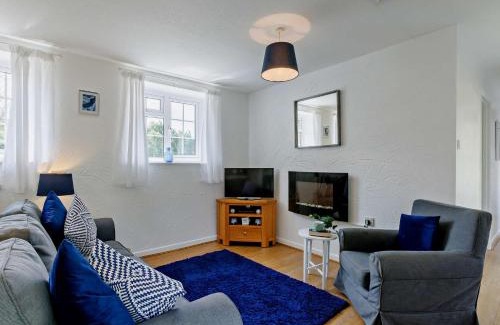 Westleigh House | 2 Bed in Westward Ho 46830