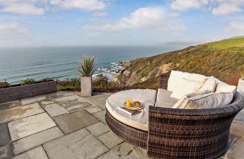 Freathy House | 2 Bed in Whitsand Bay 91328