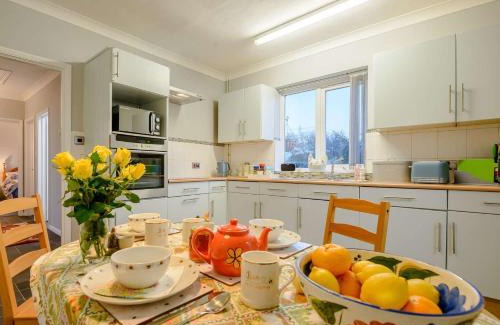 Whitstable House | 2 Bed in Whitstable 90344
