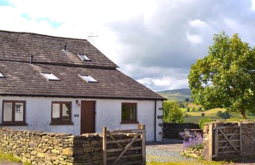 Kendal House | 2 Bed in Windermere 95346