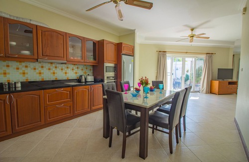 Pratumnak Hill Villa | 2 Bed Majestic Villa Near Beach