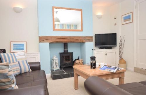 Appledore House | 2 bed property in Appledore DOLPH